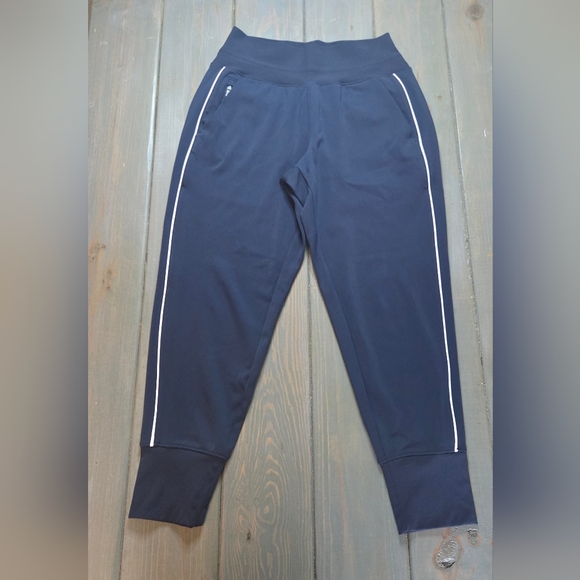 Athleta Pants - Athleta Navy Joggers XS Stripe Zip Pocket Athletic Pants